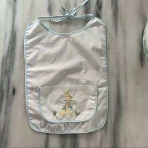 Little Diana Appliqué Bunny Rabbit Beautiful Easter Bib with Pocket